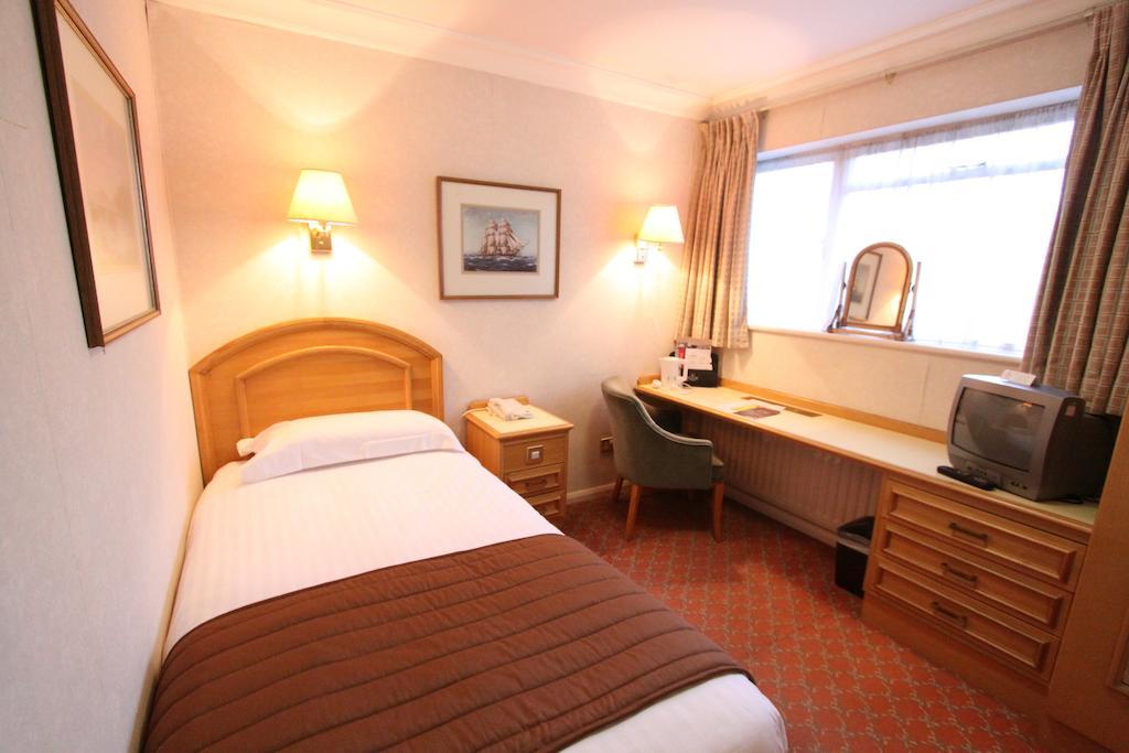 Swallow Churchgate Hotel Harlow Esterno foto